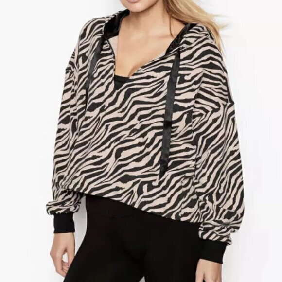 NWT! Victorias Secret Crop‎ Hoodie Zebra Print Loose Fit Top - Size Large - Picture 1 of 12